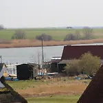 Appartementhaus Moewe Lägenhetshotell Insel Poel