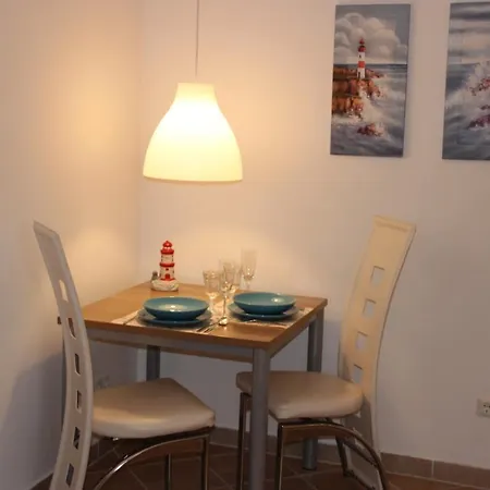 Appartementhaus Moewe אינזל פואל